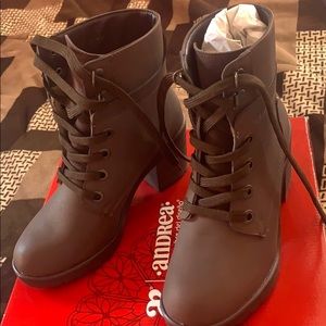 Ankle boots, Brand new, never worn